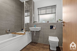 Photo 11- click for photo gallery